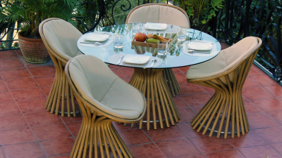 Frodo Dining Set