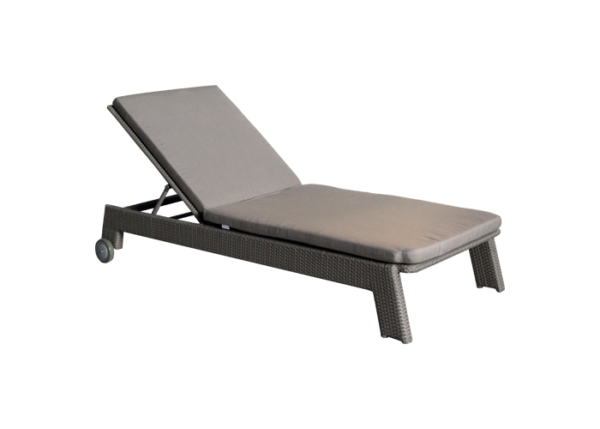 Elias Chaise Lounge